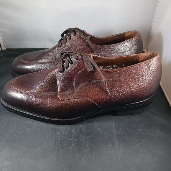 Vintage Florsheim Plain Toe Dress Shoes Men\'s size 8.5 3E (Wide) main image 8